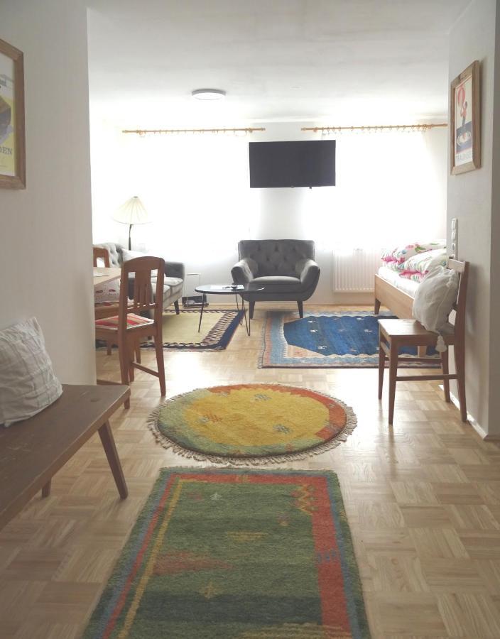 Homely Apartment In The Center With Garden View Gmunden Exteriér fotografie